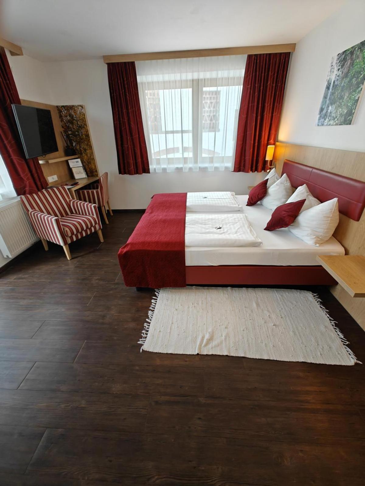 Hotel Restaurant Perschler Rattenberg  Ngoại thất bức ảnh
