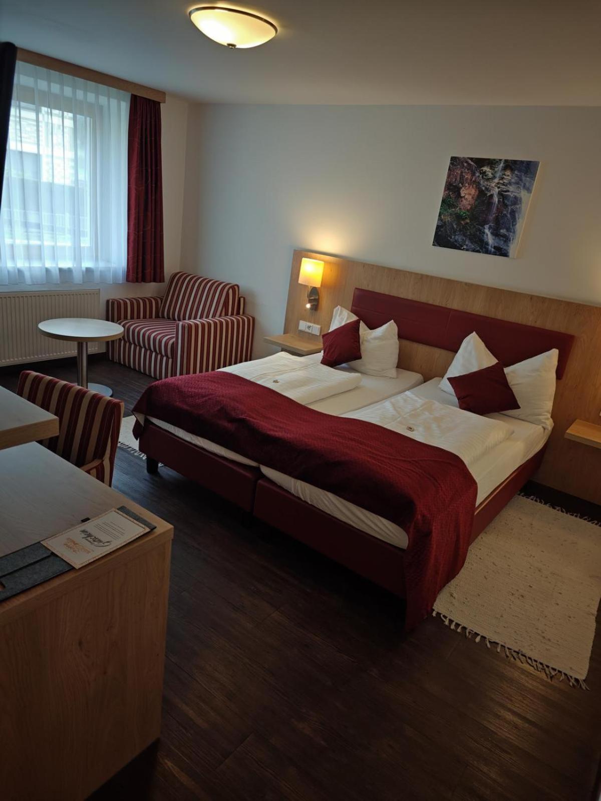 Hotel Restaurant Perschler Rattenberg  Ngoại thất bức ảnh