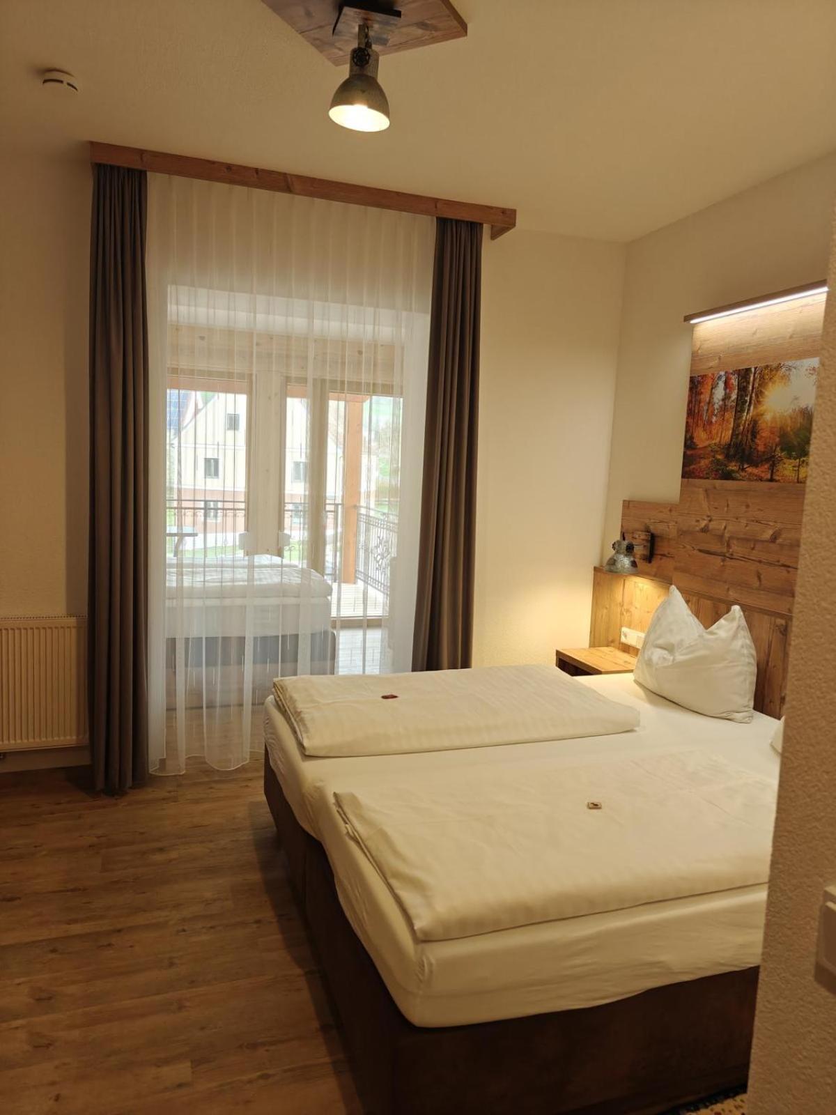 Hotel Restaurant Perschler Rattenberg  Ngoại thất bức ảnh